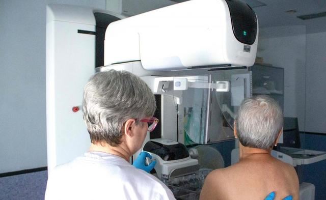 Diagnóstico más preciso y menos biopsias: nuevos mamógrafos en todos los hospitales de la región