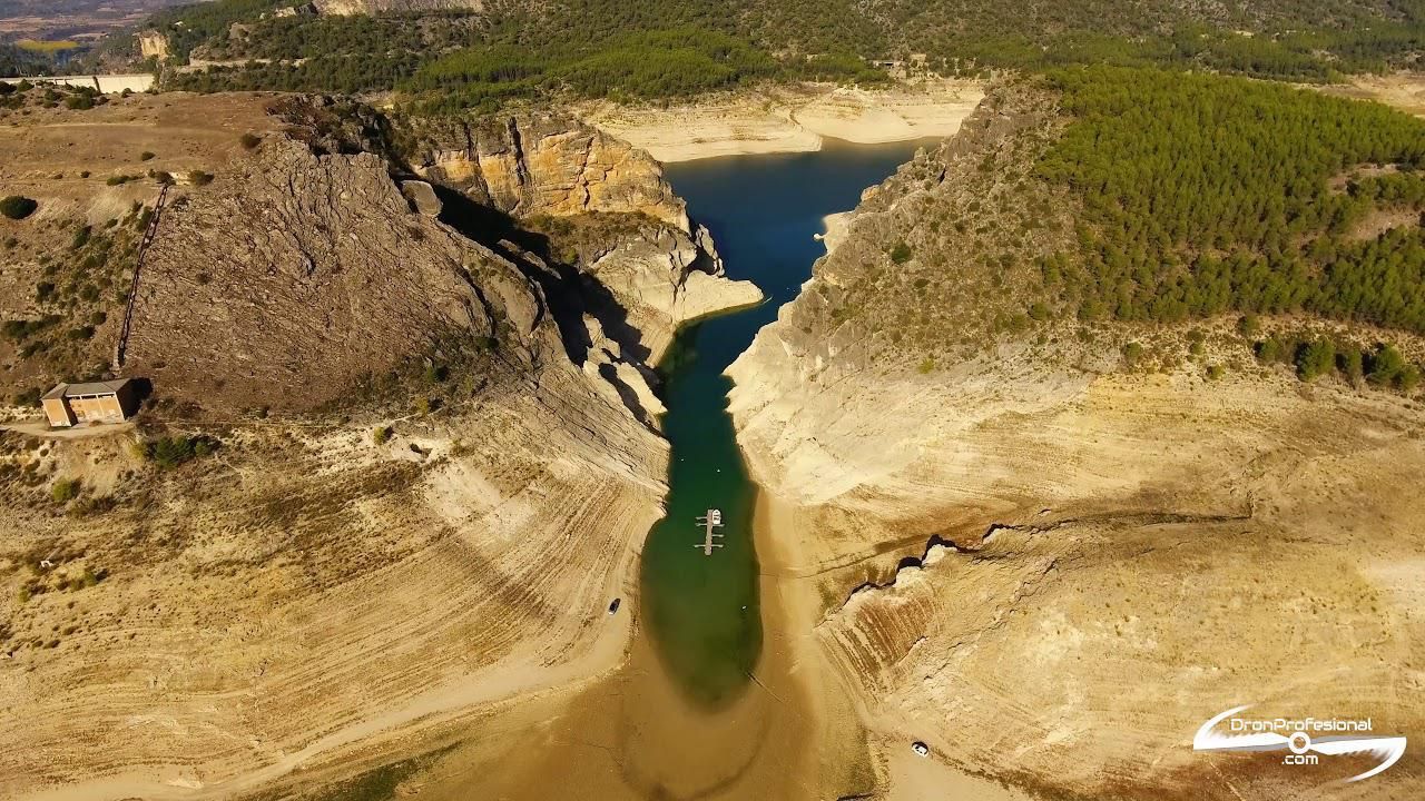 VÍDEO | El 'dramático' estado de Entrepeñas tras años de trasvases, a vista de dron