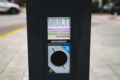 Toledo estrena cinco minipuntos para la recogida de pequeños residuos