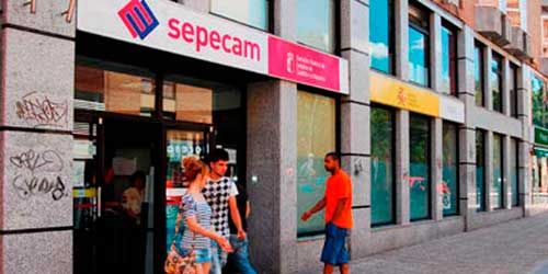 El paro baja en 9.498 personas en septiembre en Castilla-La Mancha