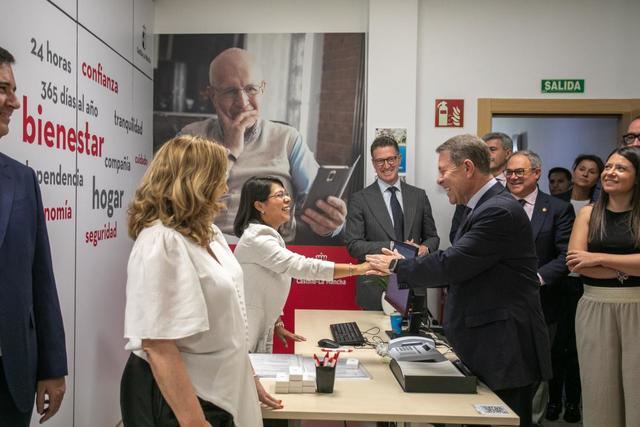 CLM se sitúa a la cabeza de la teleasistencia avanzada con un centro único en España