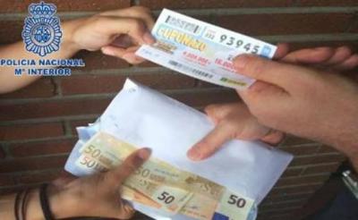 Detenciones en Toledo y Madrid por el timo del 'tocomocho': engañaban a latinoamericanos