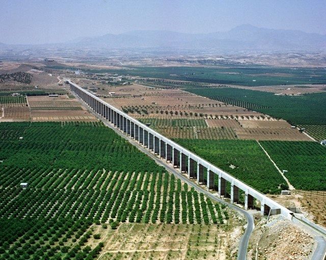 Infraestructura de trasvase de agua del Tajo Segura ( Foto: CHT)
