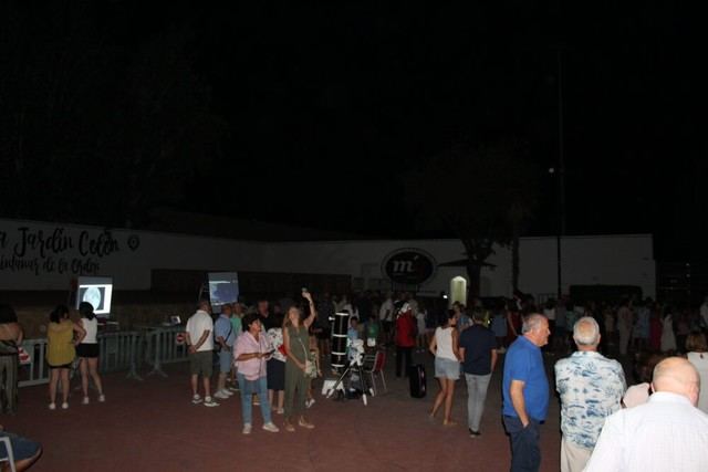 Éxito de 'Una noche con la Luna y las Estrellas'