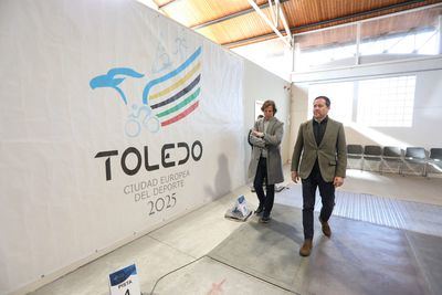 Carlos Velázquez visita la rehabilitación del histórico pabellón de San Lázaro en Toledo