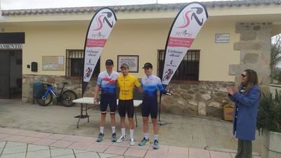 Fernando Navas se impone en El Casar y se viste de líder en la II Vuelta a Talavera