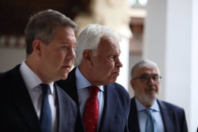Felipe González, a favor de pedir un adelanto de las elecciones generales pero solo si lo pide Page y no Feijóo