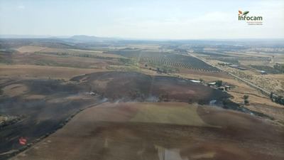 Sofocado el incendio agrícola en Alcaudete de la Jara tras cinco horas de labores de extinción
