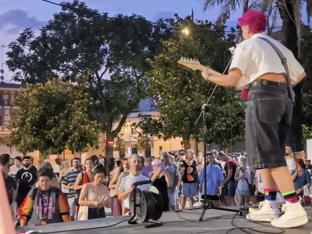 Éxito del Orgullo LGTBIAQ+ 2025 en Talavera: una ciudad diversa, combativa y solidaria con Palestina