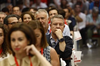 Puente carga contra García-Page en el Comité Federal y este pide turno para replicarle