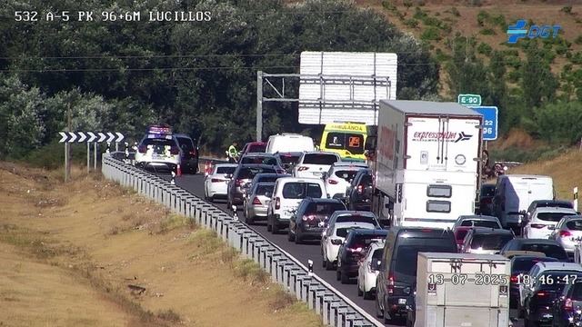 Un accidente múltiple provoca retenciones y congestión en la A-5 a la altura de Los Cerralbos