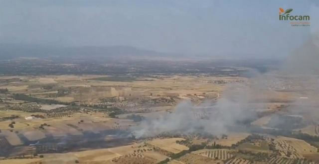 Se declara un incendio forestal en El Casar de Escalona