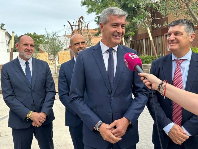 Gutiérrez destaca la política seria en CLM para poner en marcha medidas de apoyo a autónomos frente a los 'bulos' del PP
