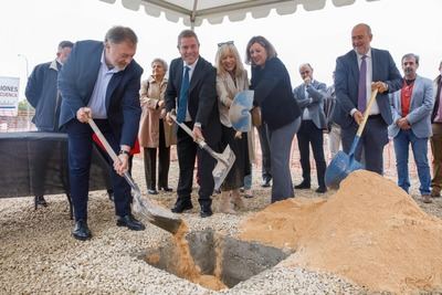 García-Page adelanta que CLM contará con “una nueva plataforma tecnológica” para conectar la oferta y demanda de empleo