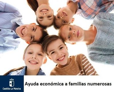 La Delegación de Talavera refuerza la tramitación de títulos de Familias Numerosas ante el aumento de solicitudes