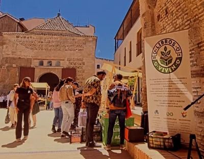 El Rastro Literario celebra este domingo su edición de noviembre bajo el título 'Fantasía, Cuentos y Poesías'