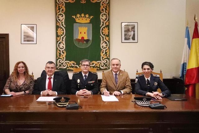 Talavera refuerza el operativo de seguridad para Navidad