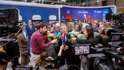 Page destaca en los pasillos de la feria turística