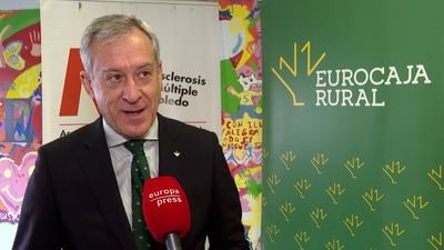 Eurocaja oficializa con Ademto su donación de lo recaudado en el partido benéfico preCorpus organizado por Europa Press