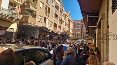 Talavera se vuelca con El Duende: protestas para evitar el cierre de una pastelería emblemática