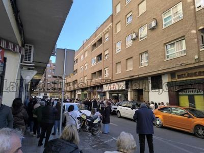 Talavera se vuelca para salvar El Duende: el barrio no quiere perder su pastelería