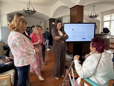 CLM impulsa su red de residencias y roza el doble de plazas públicas en una década