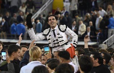 Talavante engrandece el cartel de Talavera con una faena histórica en Madrid