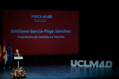 García-Page anuncia un nuevo pacto con la UCLM y una estrategia regional para regular la inteligencia artificial