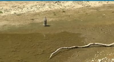 “Solo hay unos centímetros de agua”: alarma entre los piragüistas por el Tajo en Talavera