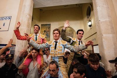 Borja Jiménez, David de Miranda y Tomás Rufo salen a hombros en Alicante tras una tarde de triunfo con Victoriano del Río