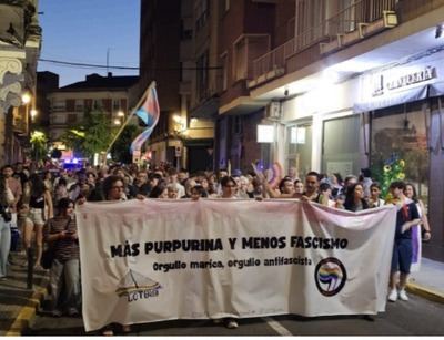 Éxito del Orgullo LGTBIAQ+ 2026 en Talavera bajo el lema "Más purpurina, menos fascismo"