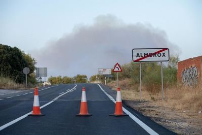 El incendio de Almorox alcanza las 890 hectáreas y mantiene en vilo a Madrid