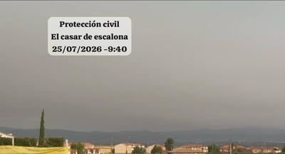 El humo de los incendios podría llegar este sábado a El Casar de Escalona