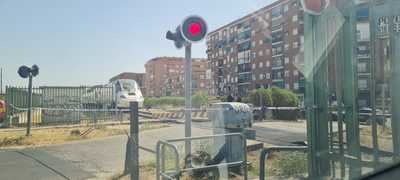 Muere una persona tras ser arrollada por un tren en un paso a nivel de Talavera