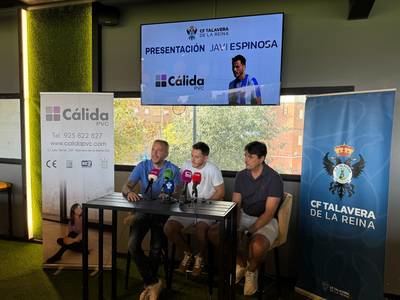 Javi Espinosa, presentado como nuevo jugador del CF Talavera: "Para mí, ahora esto es la élite"